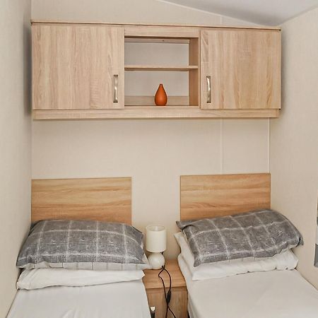 Silver Birch Caravan Park Talacre Kültér fotó